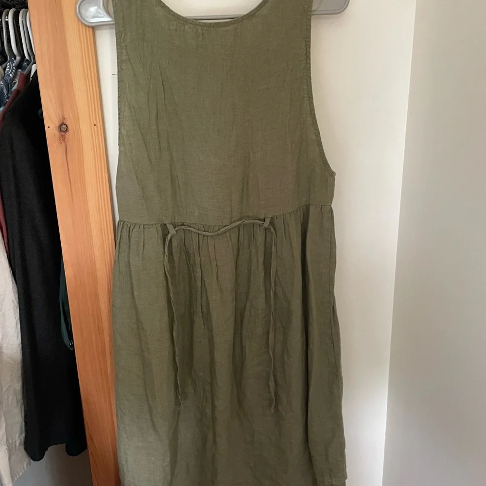 Pyne & Smith Clothiers no. 32 Pinafore Dress Linen - Picture 2 of 3